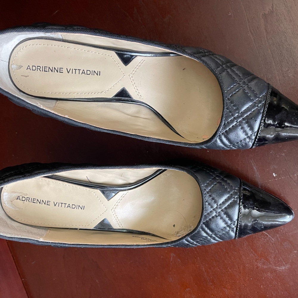 Adrienne Vittadini size 8.5 worn a few times and heel is too low for me